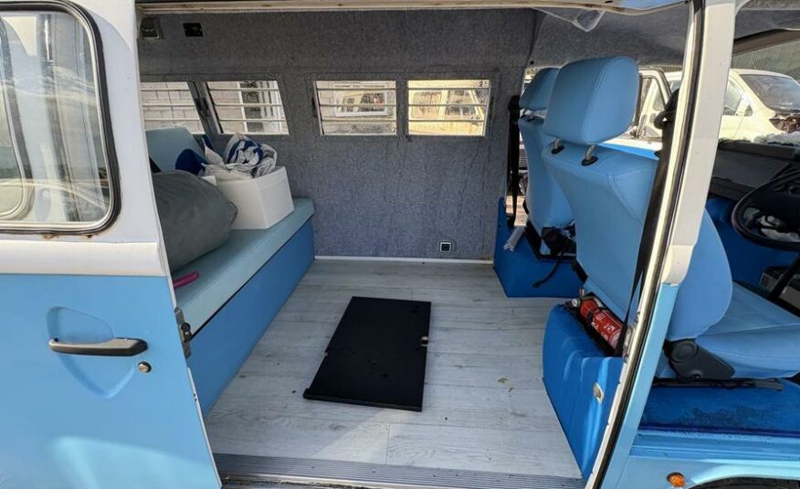 2002 Volkswagen Transporter  – WU51FFO