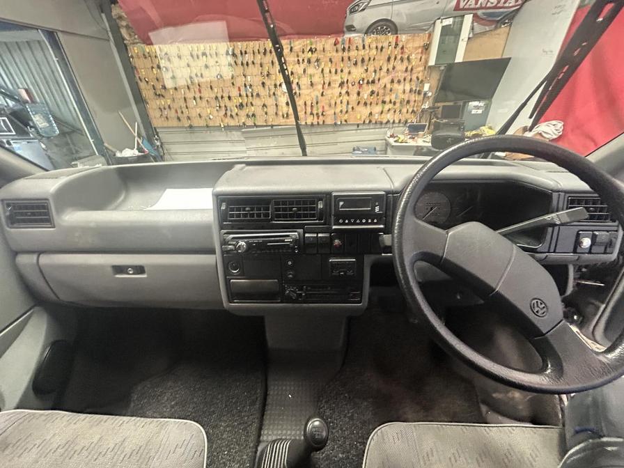 1994 Volkswagen Transporter Transporter LWB – M73LUL