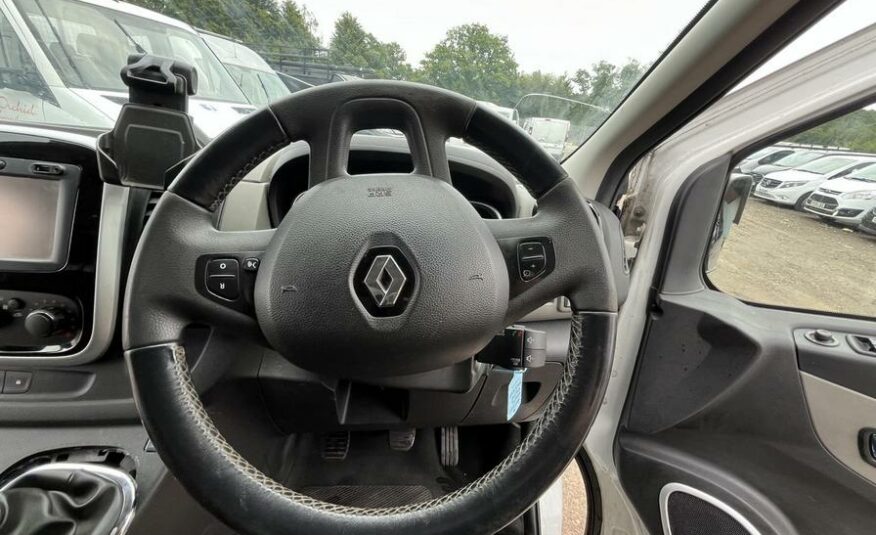 2018 Renault Trafic Trafic SL27 Sport Nav Energy dCi – YH18WOA