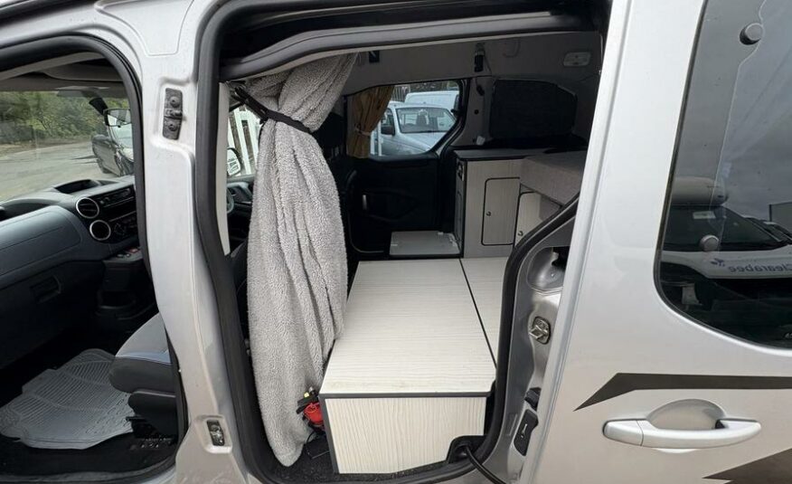 2015 Peugeot Partner Tepee Partner Tepee S HDi S/S Semi-Auto – JC64DSC