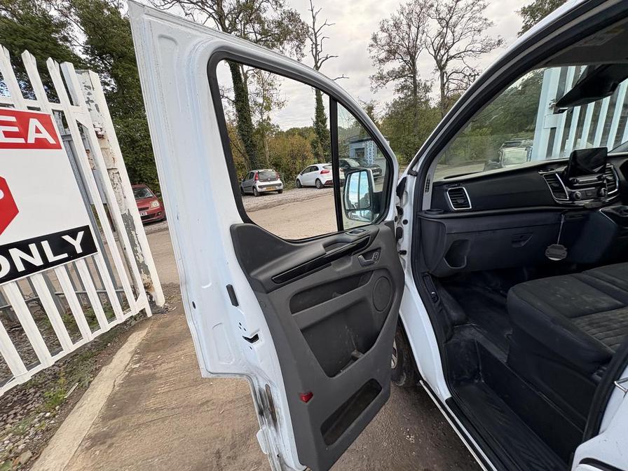 2019 Ford Transit Custom – Model: Transit Custom 300 Limited EcoBlue – EO69OOB