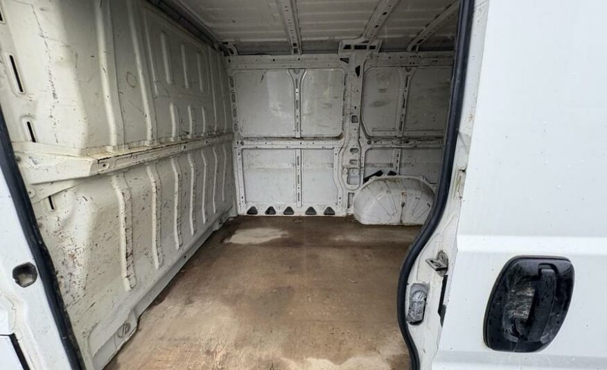 2018 Peugeot Boxer Boxer 333 Professional L1H1 Blue HDi – EO18BXE