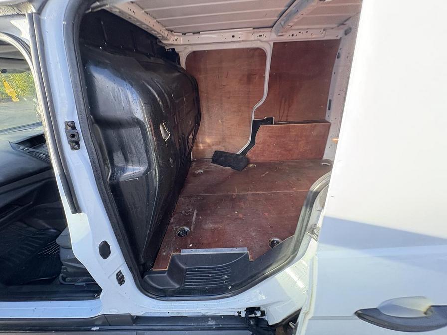 2015 Ford Transit Connect – Model: Transit Connect 200 – HK64XYM