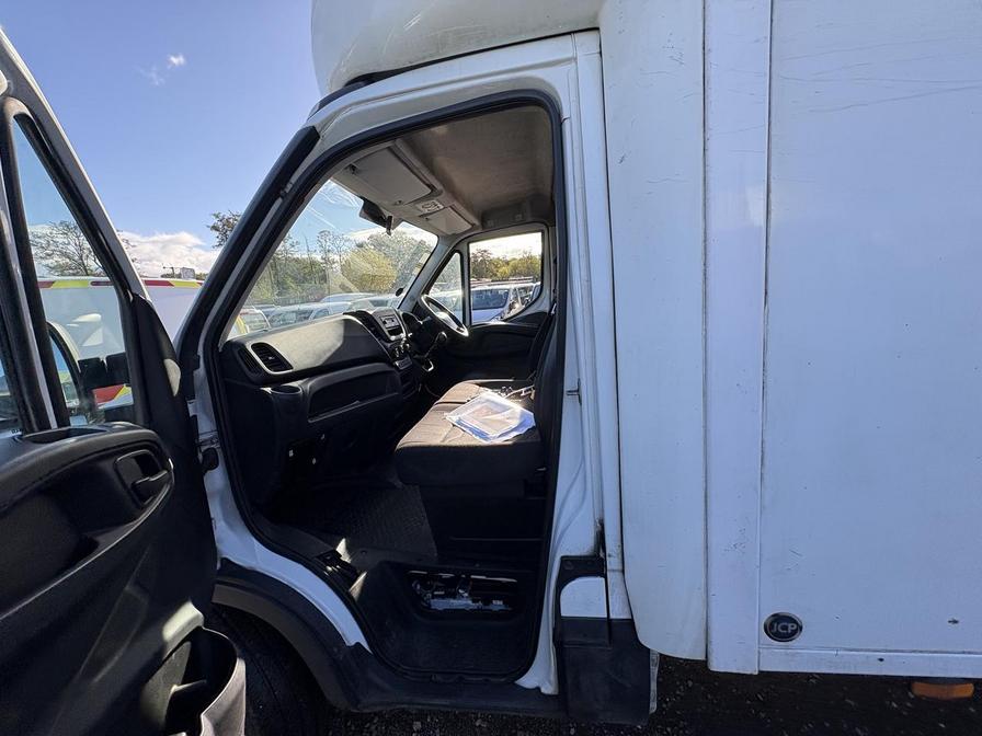 2018 Iveco Daily – Model: Daily 35S14 Semi-Auto – RJ18EZD