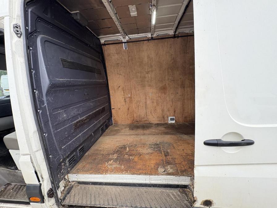 2006 Volkswagen Crafter – Model: Crafter CR35 136 LWB – VU56OWZ