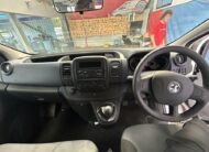 2017 Vauxhall Vivaro Combi Vivaro 2900 Combi CDTi Bi-T S/S – DY17YVN