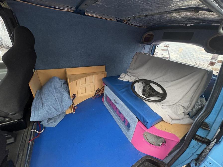 1994   – Model:  – L56EKM