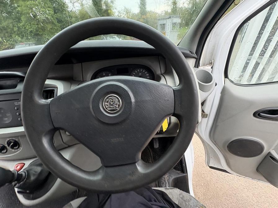 2006 Vauxhall Vivaro – Model: Vivaro Lowfloor CDTi 100 – DA06OBC