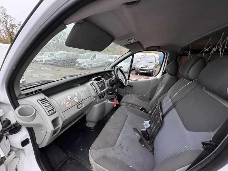 2006 Vauxhall Vivaro – Model: Vivaro  2900 CDTI SWB – FN56UTJ