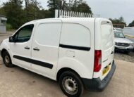 2017 Peugeot Partner – Model: Partner SE L1 Blue HDi – MA67OCJ