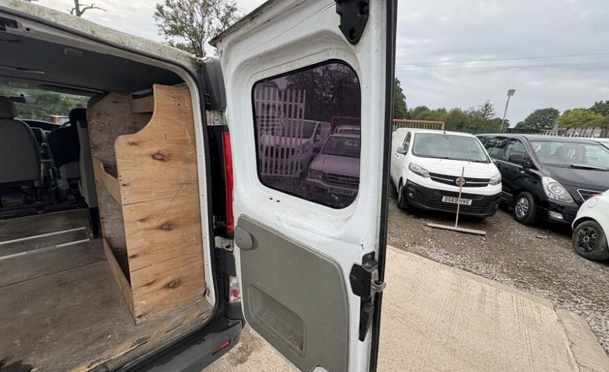 2011 Vauxhall Vivaro Vivaro  2900 CDTI SWB – YJ11FZT