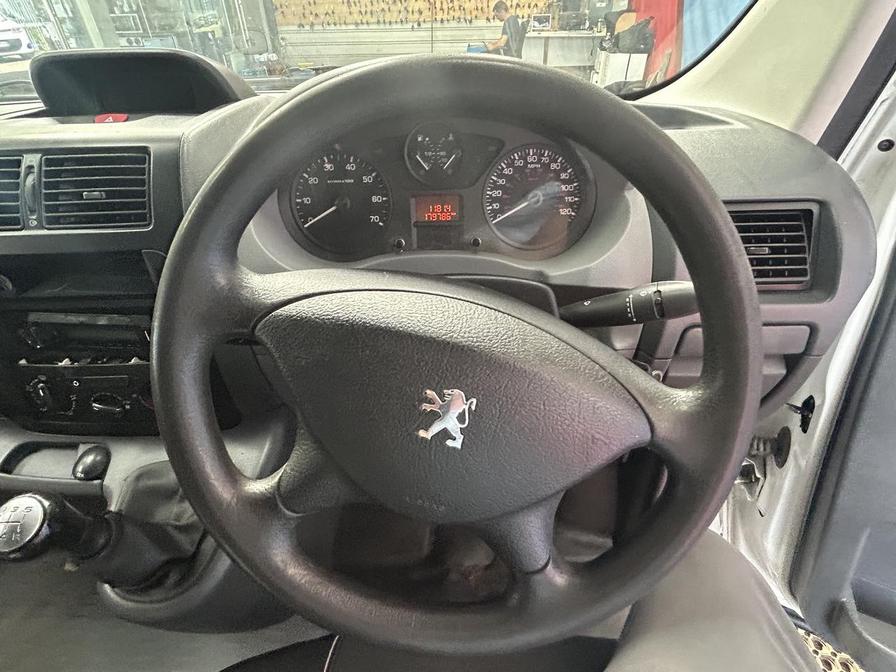 2007 Peugeot Expert Expert HDI SWB – VO57ZNW