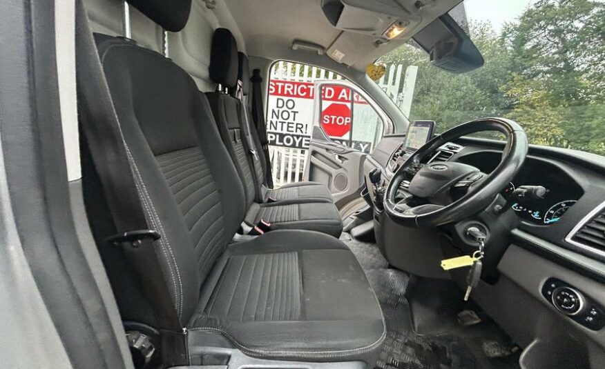 2019 Ford Transit Custom – Model: Transit Custom 300 Limited – BK19XYM