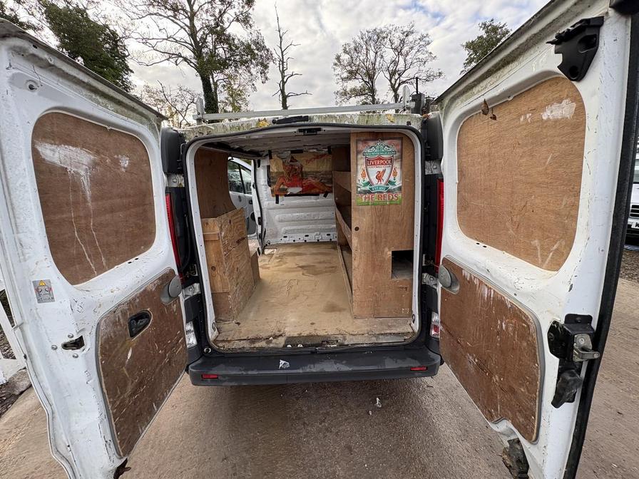 2013 Vauxhall Vivaro – Model: Vivaro 2700 CDTi 113 SWB – KY13BZR