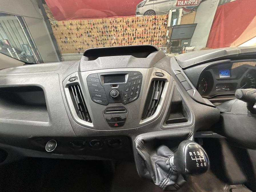 2014 Ford Transit Custom – Model: Transit Custom 270 E-Tech – CY14FMZ