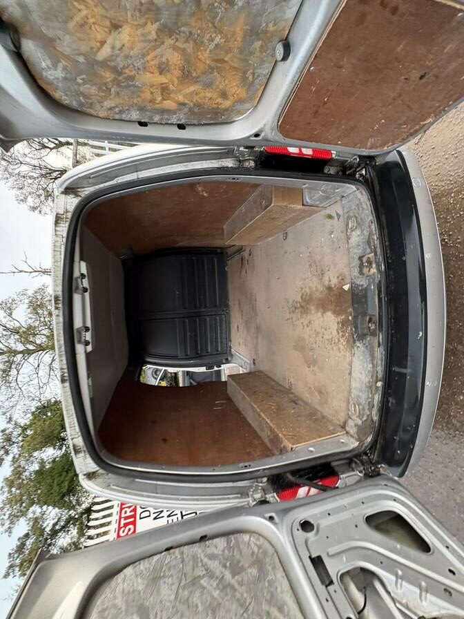 2013 Volkswagen Caddy MaxI – Model: Caddy Maxi C20 Trendline TDI BlueMotion Technology – AY63EHX