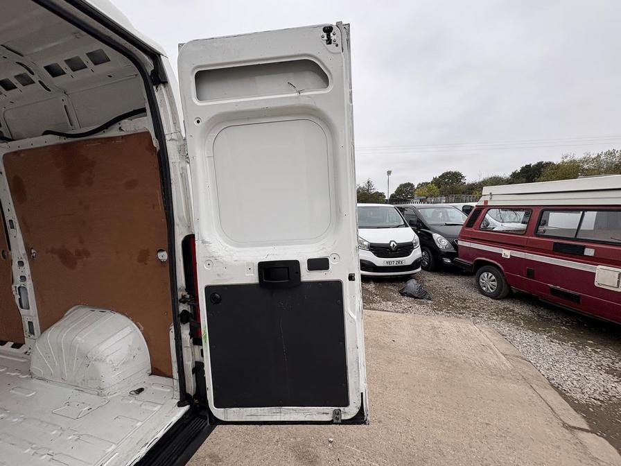 2019 Citroen Relay – Model: Relay 35 L2H2 Enterprise Blue HDi S/S – FV69XSL