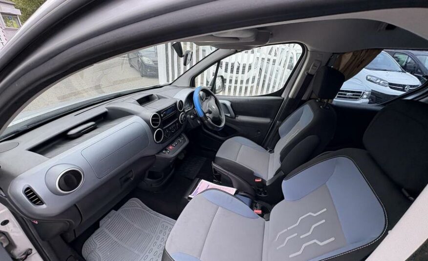 2015 Peugeot Partner Tepee Partner Tepee S HDi S/S Semi-Auto – JC64DSC