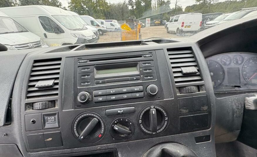2007 Volkswagen Transporter Transporter T26 84 TDI SWB – VK56XXH