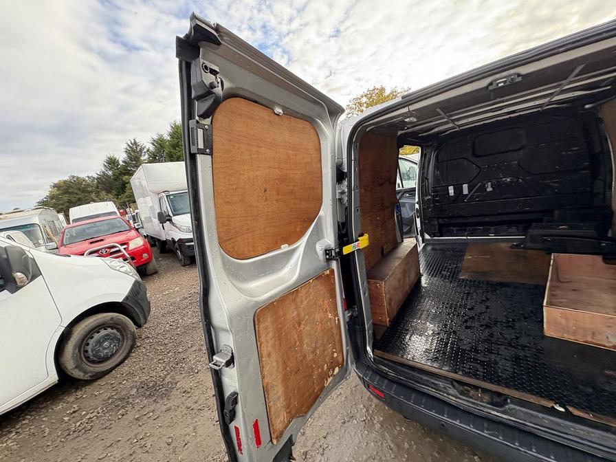 2015 Ford Transit Custom – Model: Transit Custom 290 Trend E-Tech – RK15YWJ