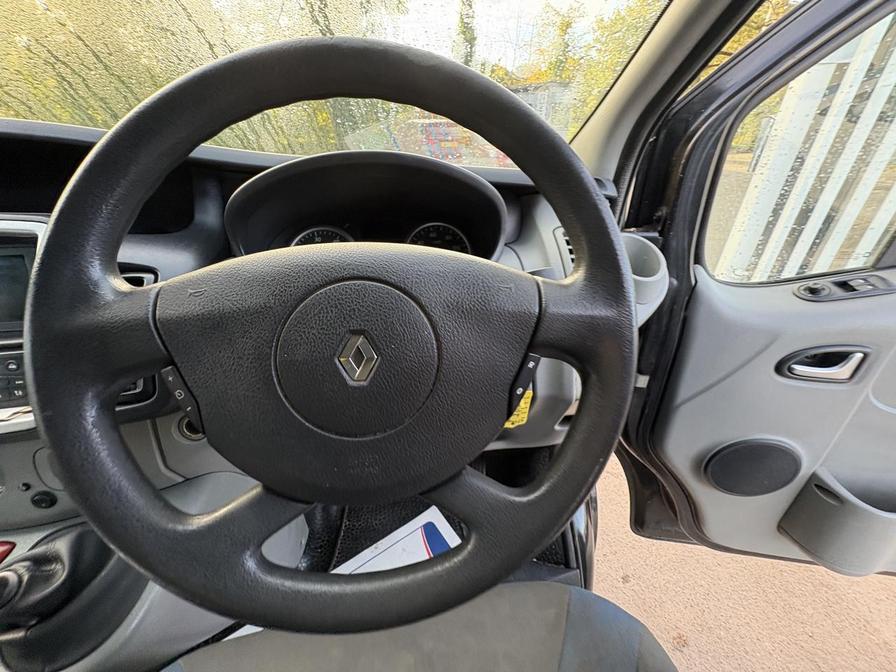 2014 Renault Trafic Trafic LL29 Sport DCI – YJ64BXO