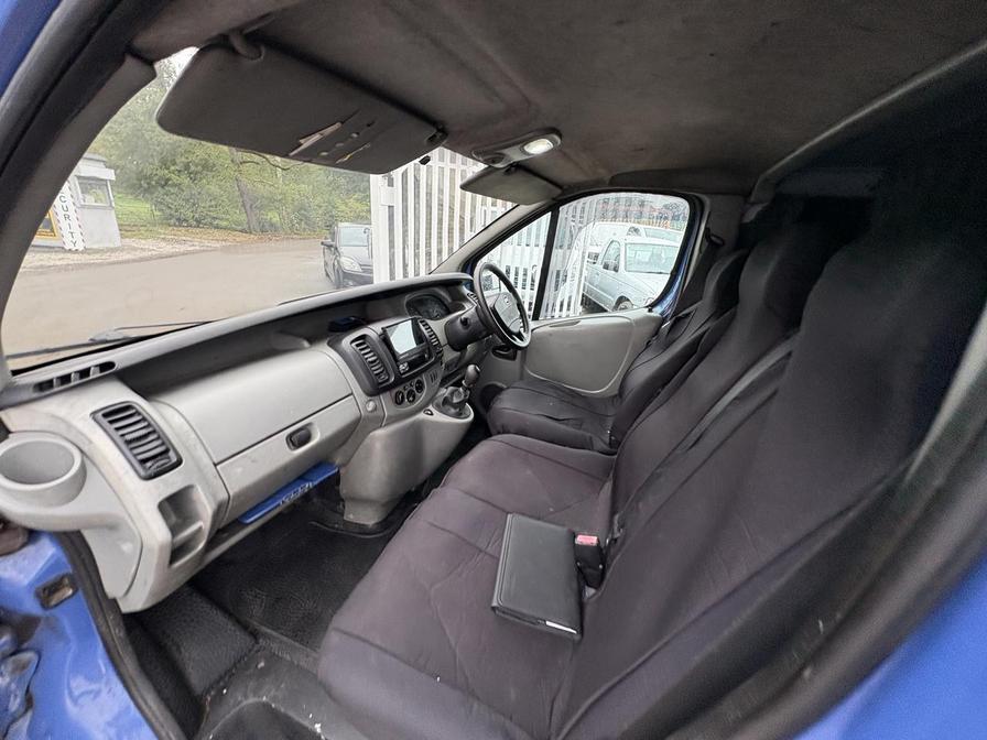 2005 Nissan Primastar – Model: Primastar SE 2900 LWB – BG05OTW
