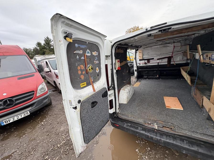 2015 Renault Trafic – Model: Trafic SL27 Business+ dCi – DS15WYP
