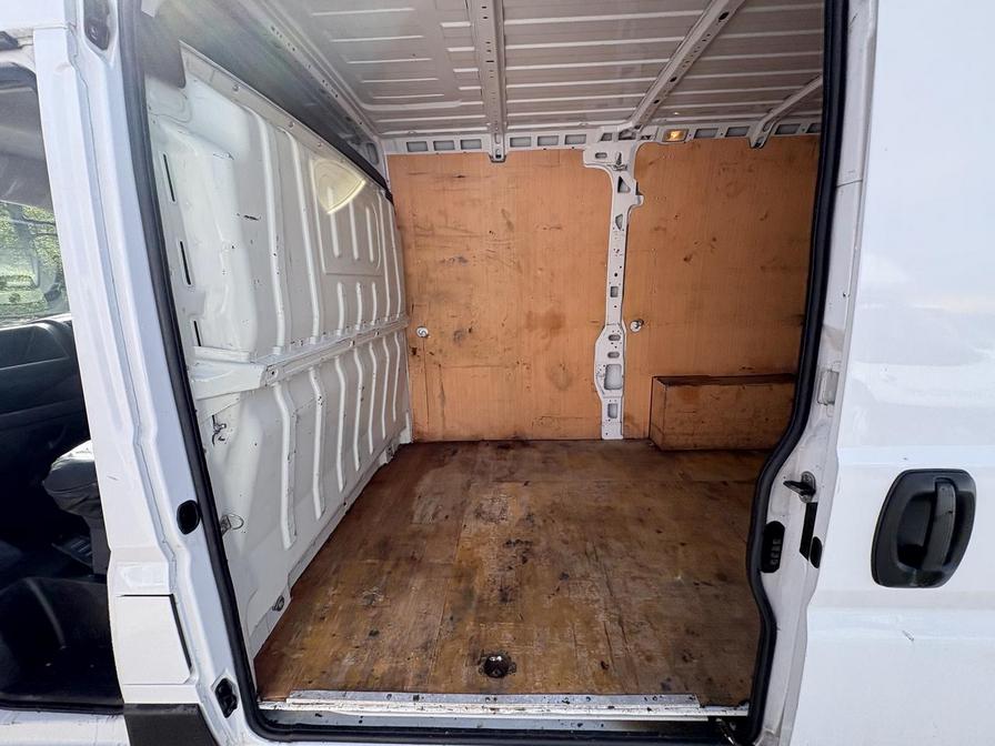 2022 Peugeot Boxer Boxer 335 Professional L2H2 Blue HDi – NL22BLX