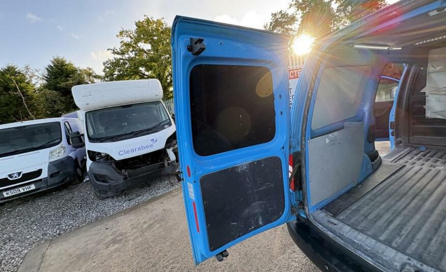 2011 Volkswagen Caddy MaxI Caddy Maxi C20 TDI – FG61DDZ