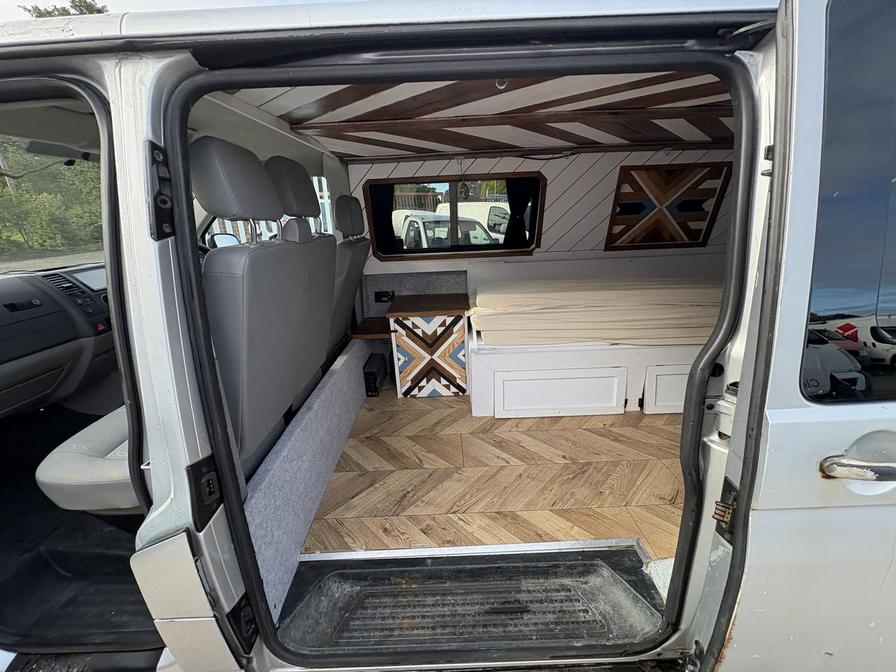 2007 Volkswagen Transporter Transporter T30 102 TDI LWB – GR56JKV