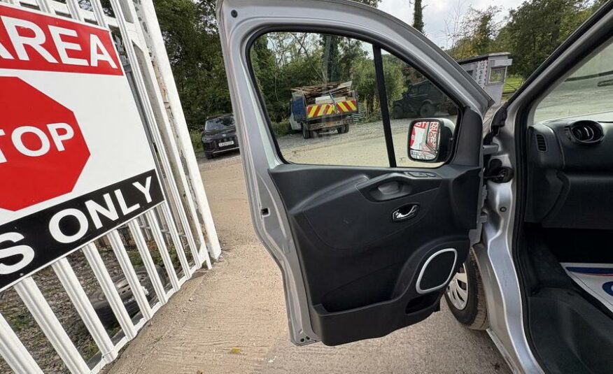 2015 Vauxhall Vivaro Vivaro  2700 Sportive CDTI – MV65WLB