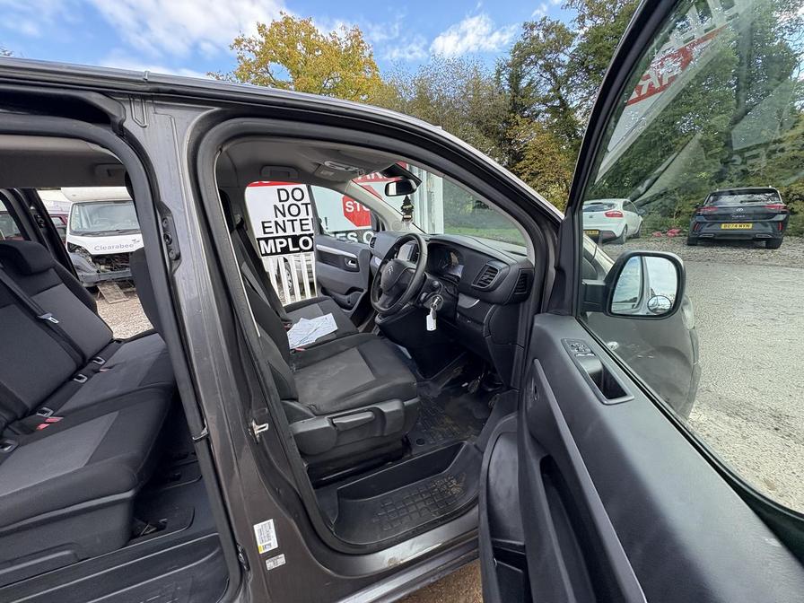 2017 Citroen SpaceTourer – Model: Spacetourer Business Blue HDi S/S – LR17BVV