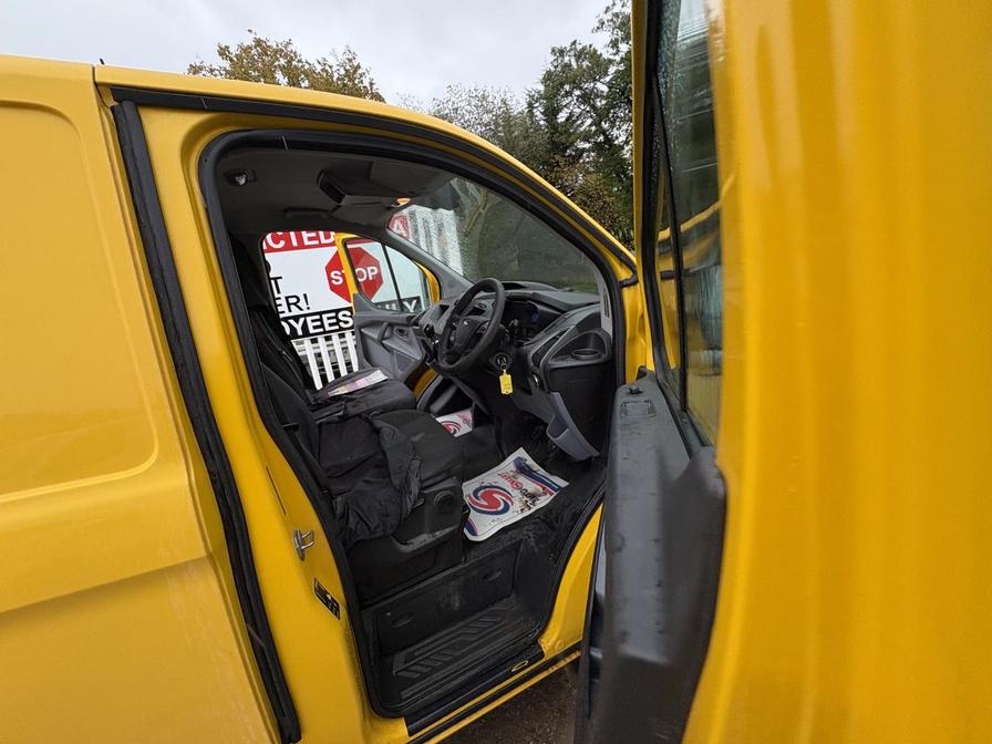 2015 Ford Transit Custom – Model: Transit Custom 310 E-Tech – LG65AOR