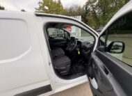 2021 Vauxhall Combo – Model: Combo 2300 Sportive TD – DW70CUU