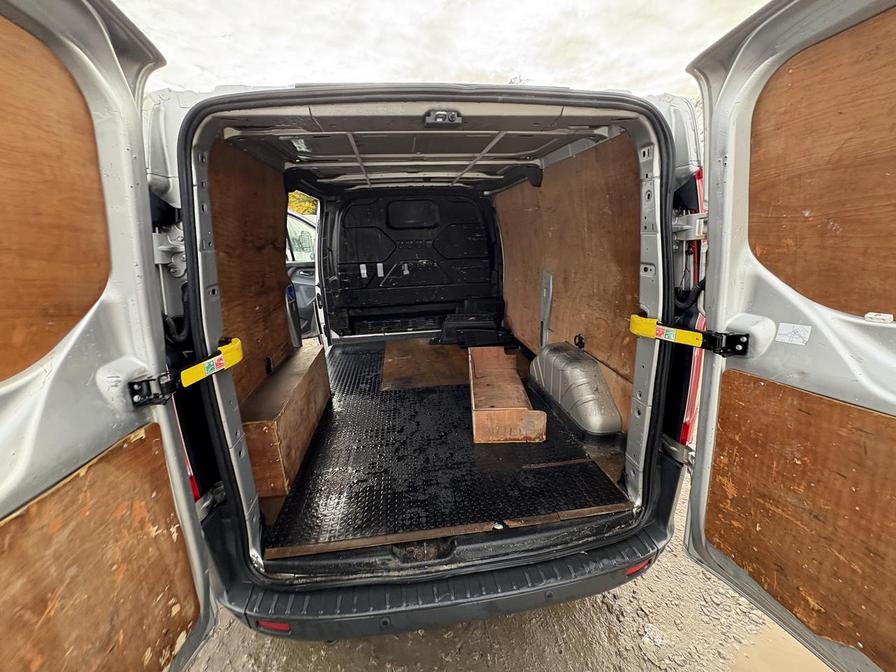 2015 Ford Transit Custom – Model: Transit Custom 290 Trend E-Tech – RK15YWJ