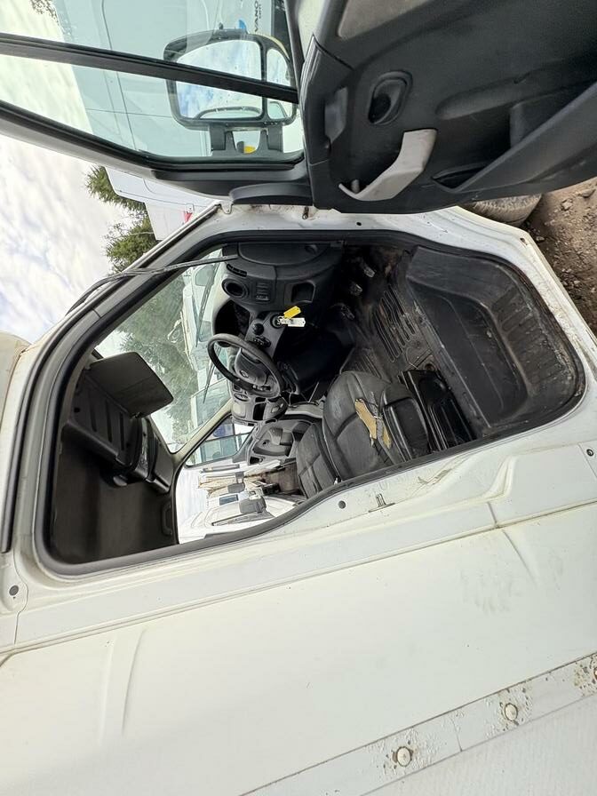 2015 Vauxhall Movano – Model: Movano F3500 L3H1 CDTI – DP15AKY