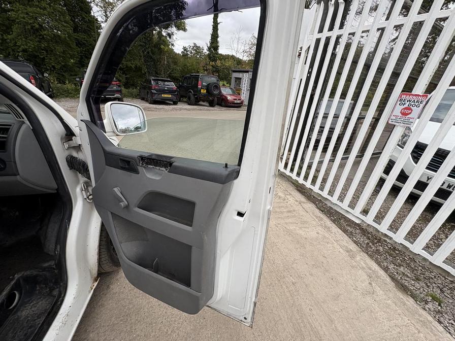 2007 Volkswagen Transporter – Model: Transporter T28 102 TDI SWB – BK07KFT