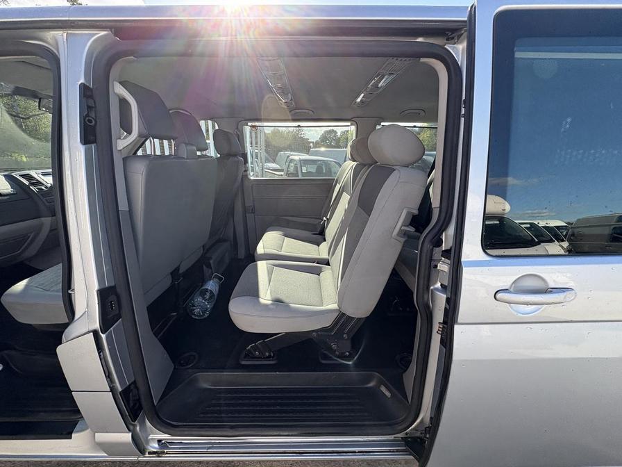 2013 Volkswagen Transporter Transporter T30 SE 102 TDI LWB – RJ63GZD