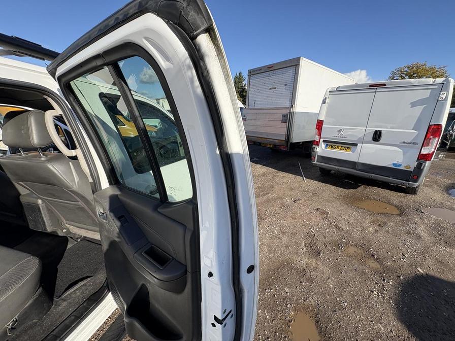 2013 Nissan Navara – Model: Navara Tekna dCi – FE63YSY