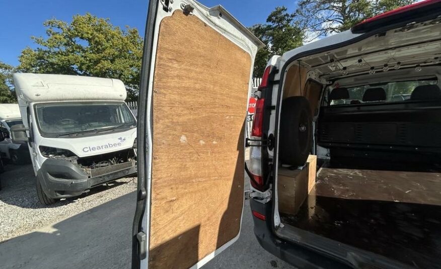 2006 Mercedes-Benz Vito Vito 111 CDI Compact – WR06AOM