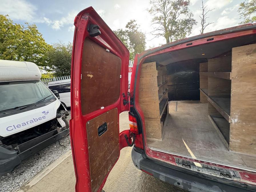 2009 Volkswagen Transporter Transporter T30 130 TDI LWB – CP09GXF