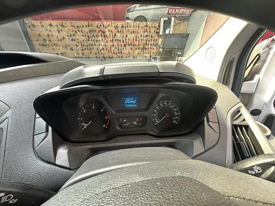 2014 Ford Transit Custom – Model: Transit Custom 270 E-Tech – CY14FMZ