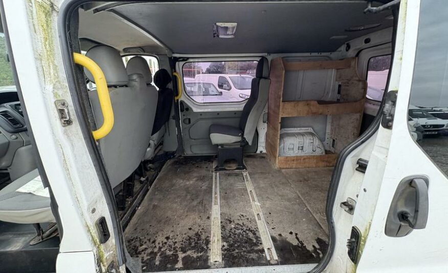 2011 Vauxhall Vivaro Vivaro  2900 CDTI SWB – YJ11FZT