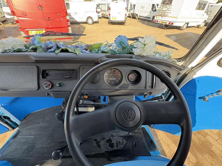2002 Volkswagen Transporter – WU51FFO