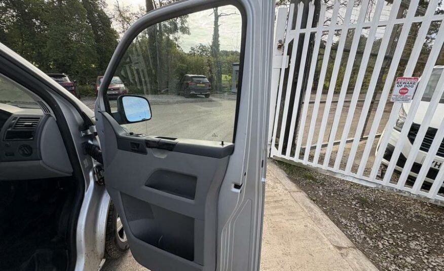 2007 Volkswagen Transporter Transporter T30 102 TDI LWB – GR56JKV