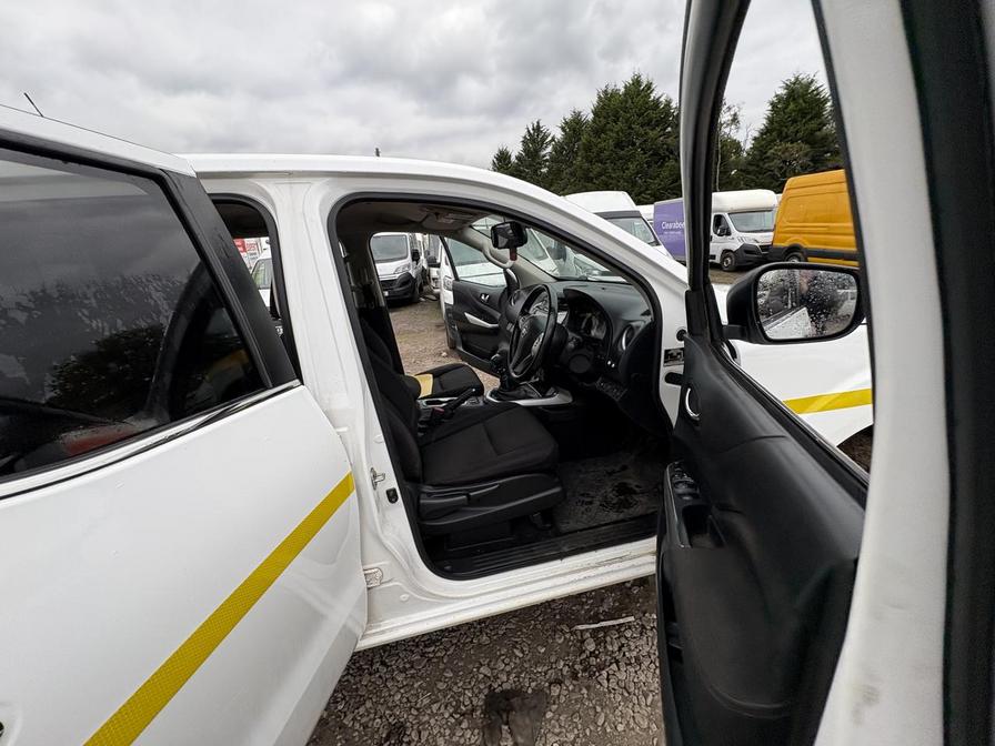 2020 Nissan Navara – Model: Navara N-Connecta dCi – SL70ARZ