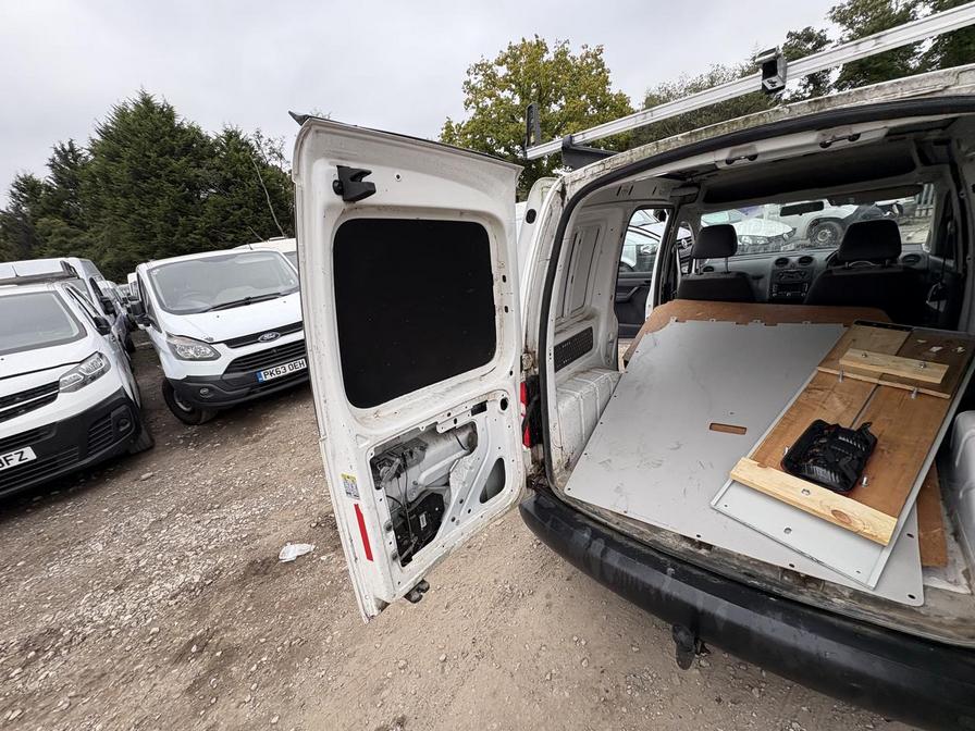 2011 Volkswagen Caddy – Model: Caddy C20 TDI 102 – SV61TUY