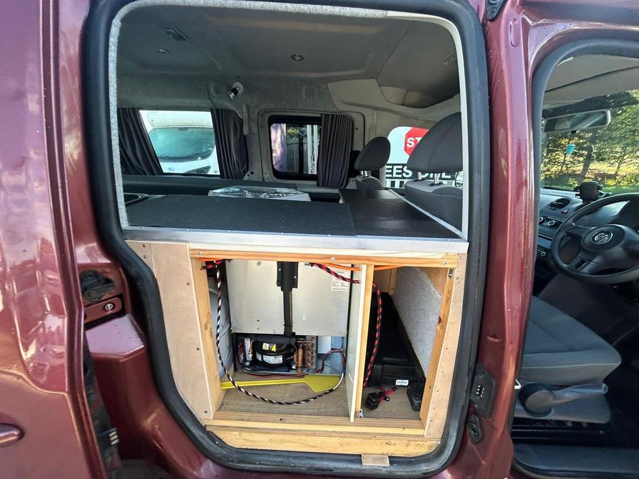 2011 Volkswagen Caddy Caddy Maxi C20 Life TDI Semi-Auto – BU61ZPG