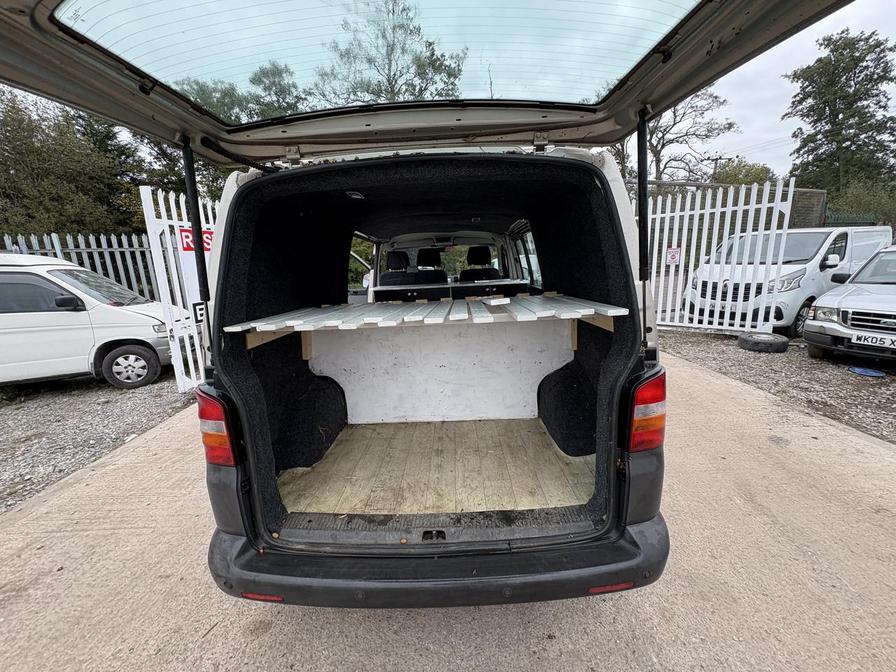 2008 Volkswagen Transporter – Model: Transporter T32 130 TDI LWB – GD08BUU