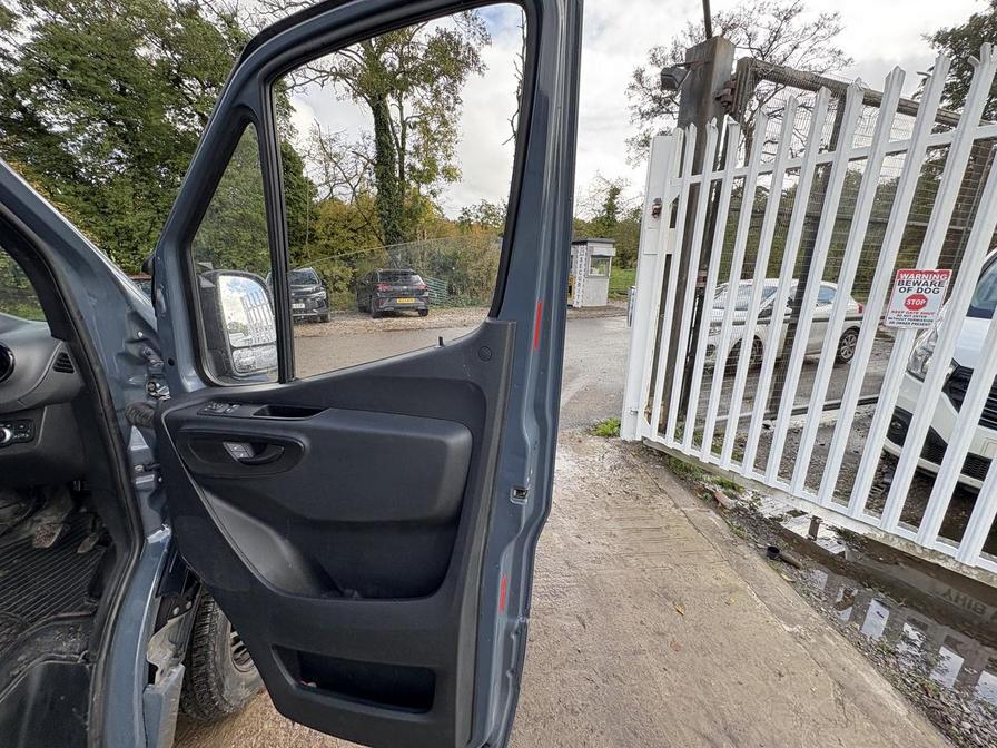 2018 Mercedes-Benz Sprinter – Model: Sprinter 314 CDI – YA68GPF